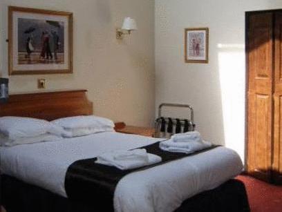 The Wensum Lodge Hotel Фейкънам Екстериор снимка