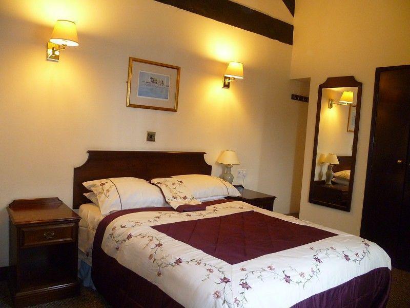 The Wensum Lodge Hotel Фейкънам Екстериор снимка